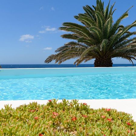 Sol Eterno - Luxury Aparmtent With Direct Oceanview And Extra Services Costa Teguise Esterno foto