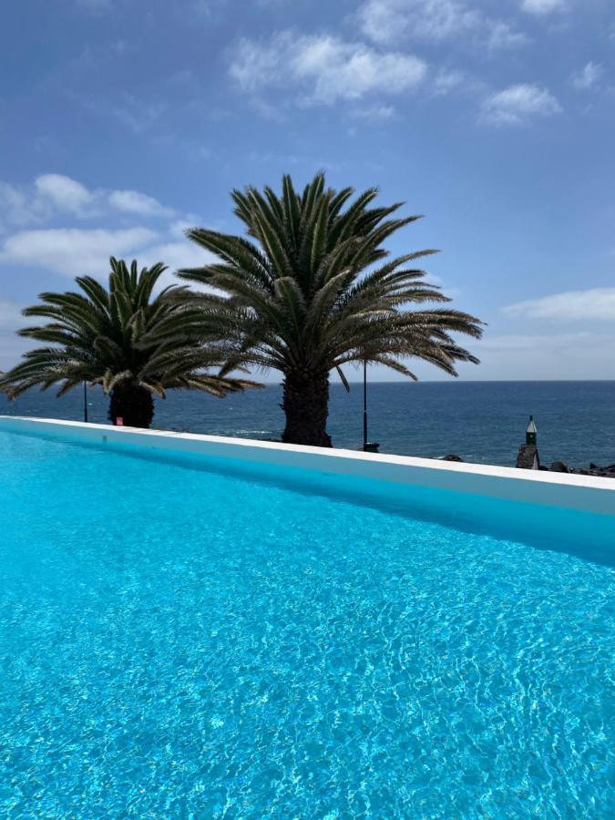Sol Eterno - Luxury Aparmtent With Direct Oceanview And Extra Services Costa Teguise Esterno foto