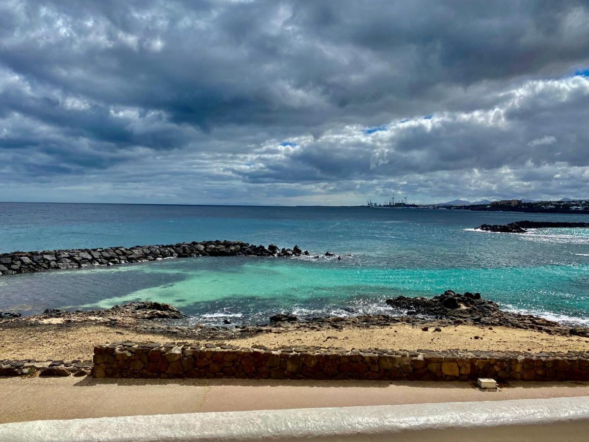 Sol Eterno - Luxury Aparmtent With Direct Oceanview And Extra Services Costa Teguise Esterno foto