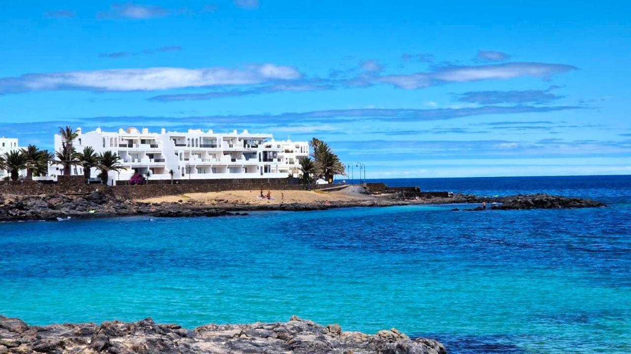 Sol Eterno - Luxury Aparmtent With Direct Oceanview And Extra Services Costa Teguise Esterno foto